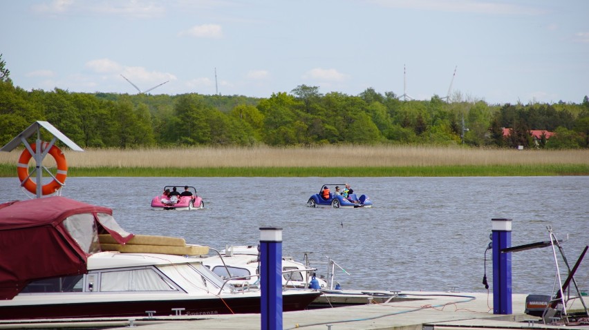 Centrum Sportów Wodnych w Dąbkach zaprasza na kajaki, rowery i łódki [ZDJĘCIA]