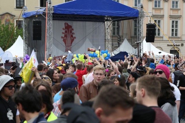 Studenci na ubiegłorocznych Juwenaliach