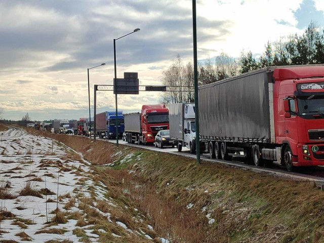 Protesty rolników także w powiecie lublinieckim. Spotkali się na skrzyżowaniu DK11, DK46 i DW906