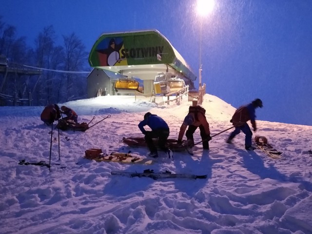 Goprowcy ćwiczyli na stacji narciarskiej Ski Arena w Krynicy-Zdroju