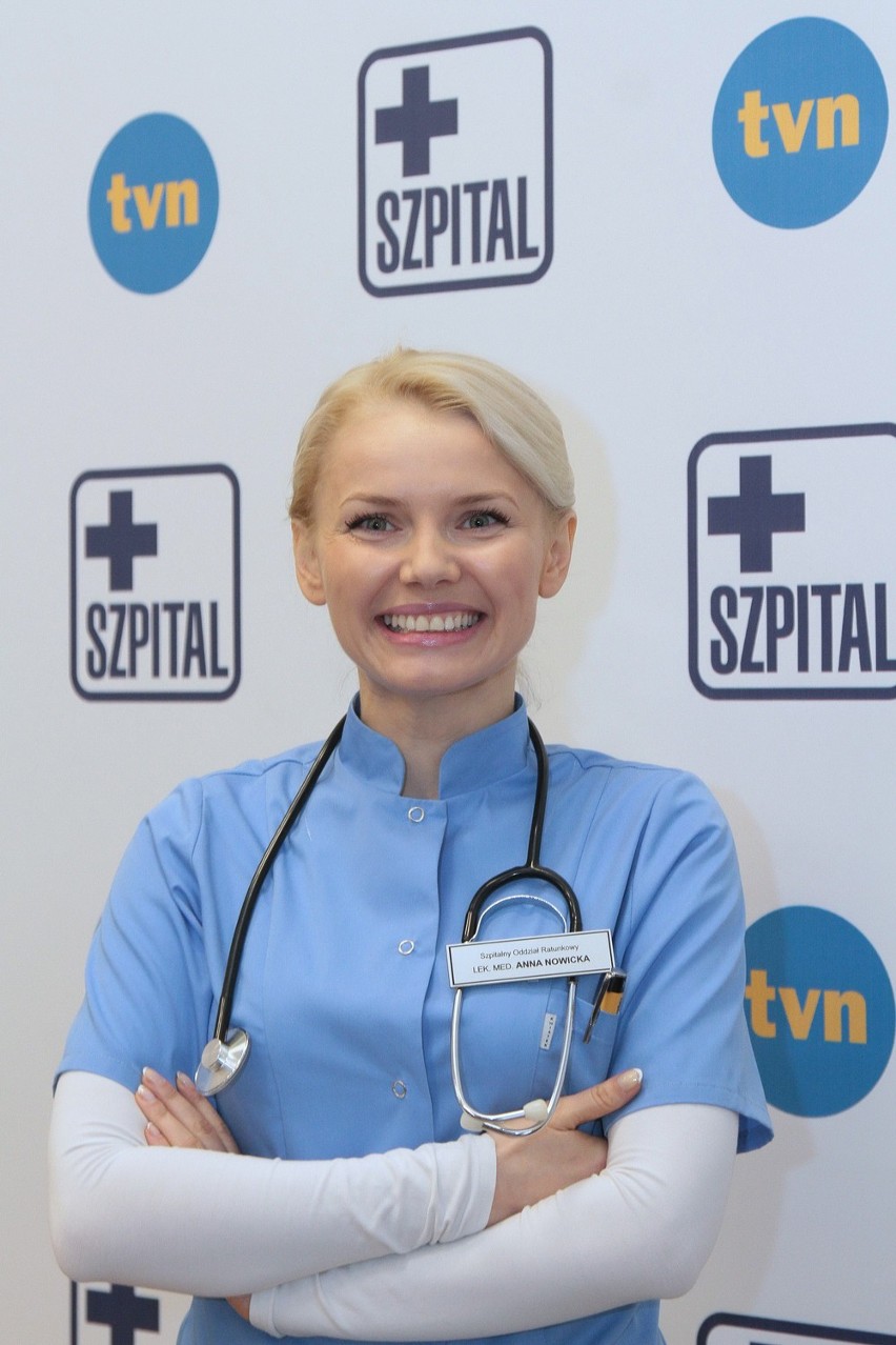 Lek. med. Anna Nowicka (Sylwia Oksiuta)

Jest internistką...