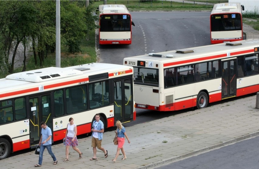 Kolejne wakacyjne cięcia kursów autobusów w Gdańsku