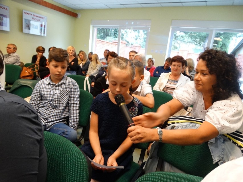 Nowele czytano także w Miejskiej Bibliotece Publicznej w Wągrowcu [ZDJĘCIA] 