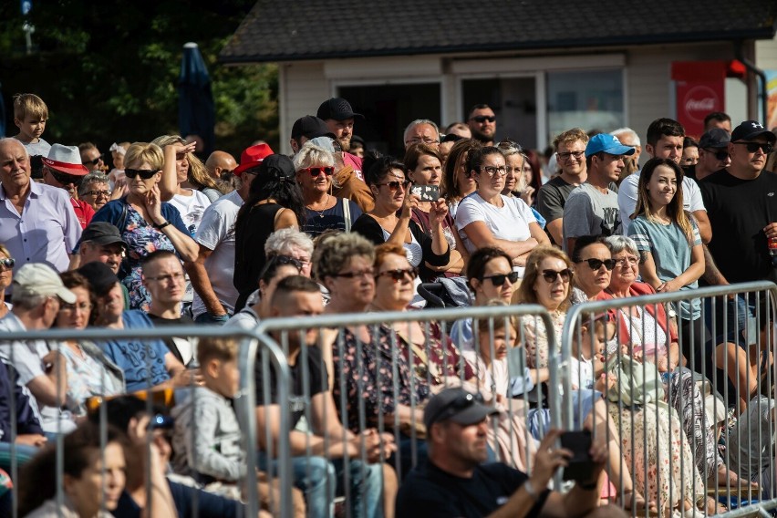 Wehikuł Czasu w Pucku (2021). Da Capo al Fine wróciło ze swoją imprezą na Zieloną Plażę. Frekwencja na scenie i widowni  | ZDJĘCIA, WIDEO 