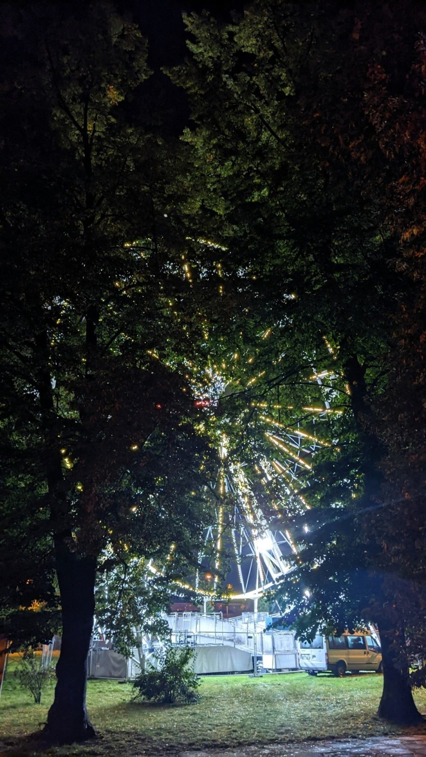 Diabelski Młyn stanął na Placu Jagiellońskim w Radomiu. Zobacz zdjęcia!