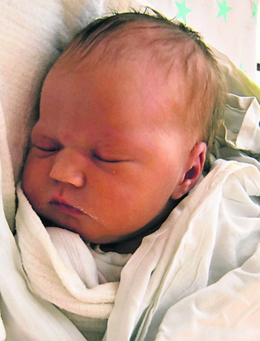 Urodziła 18 grudnia o godz. 9.30. Ważyła 3400 g i mierzyła...