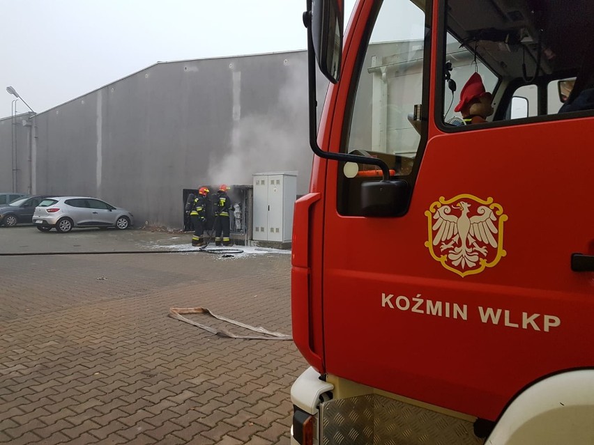 POŻAR: Strażacy gasili ogień, który pojawił się w transformatorze [ZDJĘCIA]