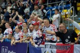 Kibice piłkarzy ręcznych Energa MKS Kalisz podczas meczu z Piotrkowianinem. ZDJĘCIA