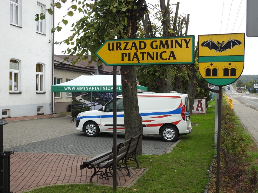 Gmina Piątnica ma własny ambulans. Będzie służył lokalnej społeczności [zdjęcia]