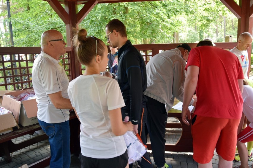 W sobotę odbył się w Pile Bieg Wiosny. Jego uczestnicy tradycyjnie pobiegli na pobliskie Płotki. Zobacz zdjęcia