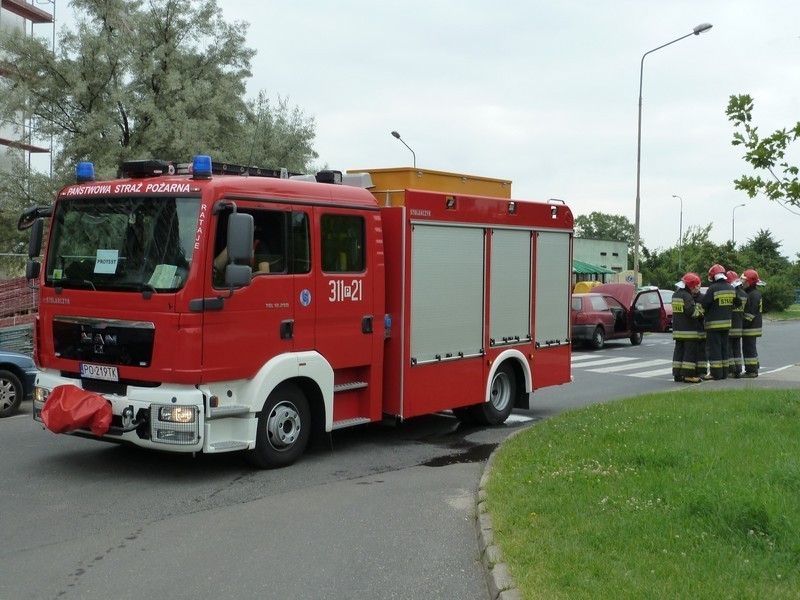 Pożar auta na osiedlu Orła Białego