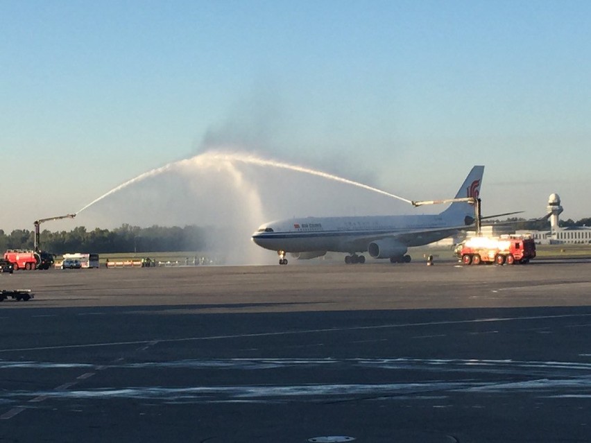 Air China - nowy przewoźnik odbył pierwszy lot do Warszawy....