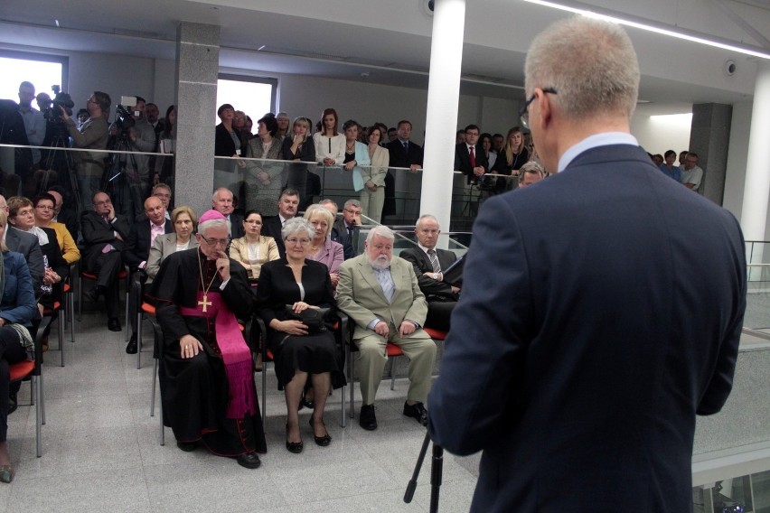 CLO w Siemianowicach: Lądowisko dla helikopterów w Centrum...