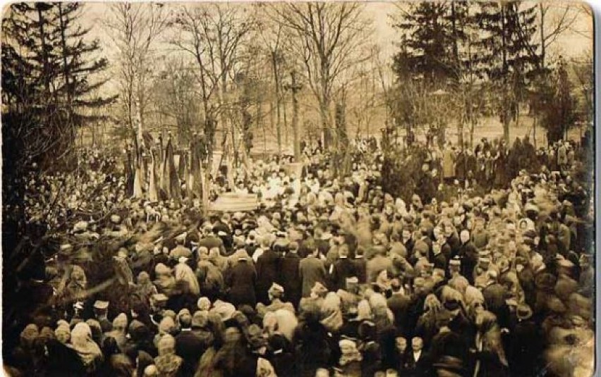 Pogrzeb księdze Józefa Surzyńskiego- marzec 1919 rok
