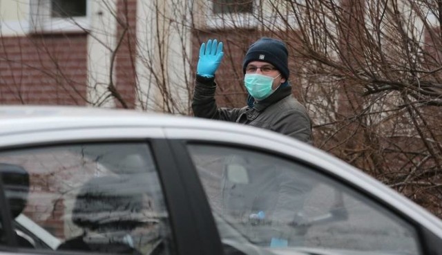 Noszenie maseczek ochronnych w miejscach publicznych może być wkrótce obowiązkowe