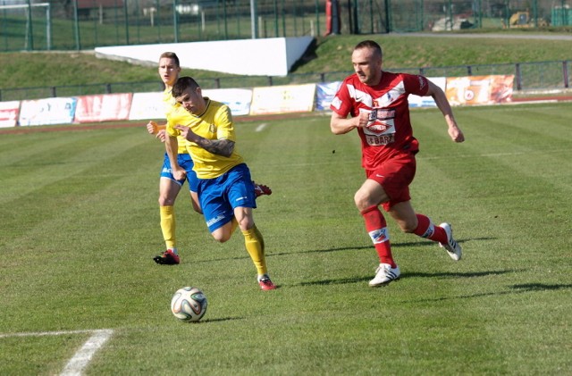 W meczu 20. kolejki III ligi Wda Świecie pokonała Elanę Toruń 2:0 (1:0). Bramki strzelili Patryk Kiełpiński i Michał Cywiński.