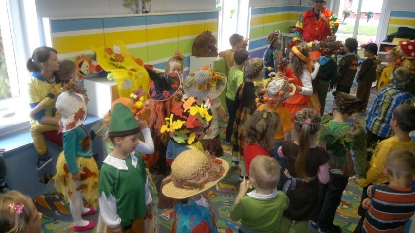Przedszkolaki bawiły się w czasie "Balu jesieni".