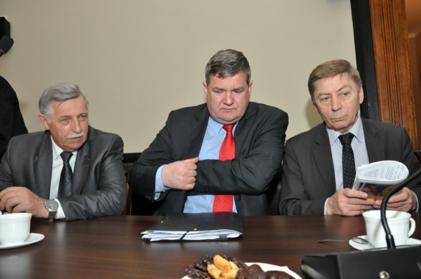 Minister Plocke spotkał się w Słupsku z rolnikami - FOTO, WIDEO