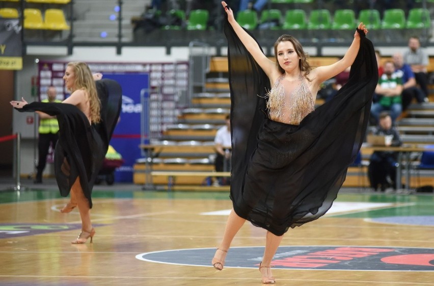 Zespół Cheerleaders Zielona Góra towarzyszy koszykarzom od...