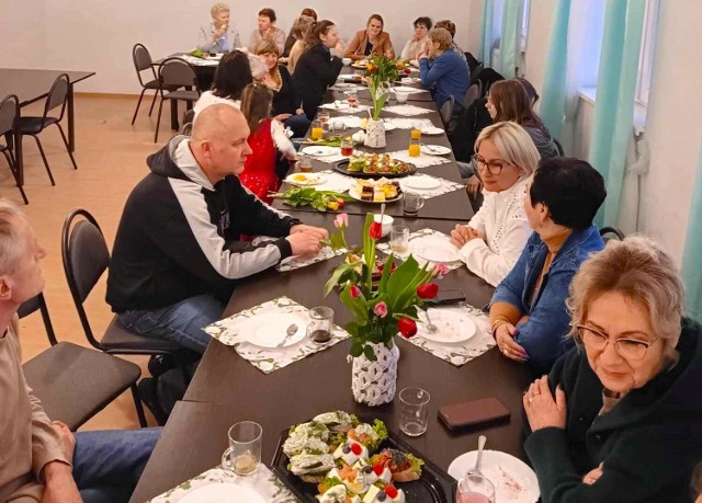 Dzień Kobiet w świetlicy wiejskiej w Lechlinie, gmina Skoki