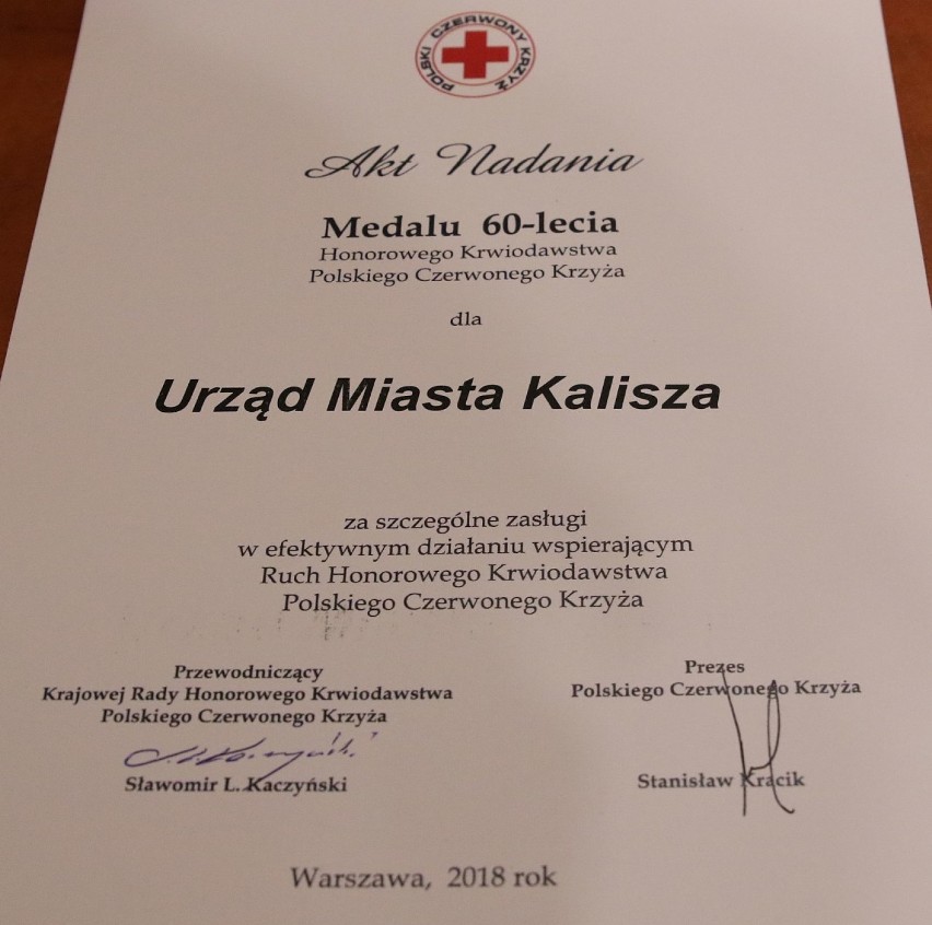 Medal 60-lecia Honorowego Krwiodawstwa PCK dla Urzędu Miasta...