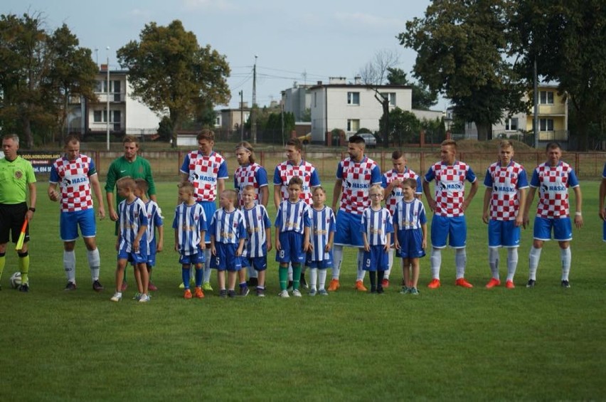 Aleksandrowski zespół zachęca do kupna klubowych gadżetów