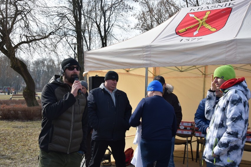 Bieg Tropem Wilczym 2019 w Kraśniku. Mieszkańcy pobiegli, by uczcić pamięć Żołnierzy Wyklętych (ZDJĘCIA, WIDEO)