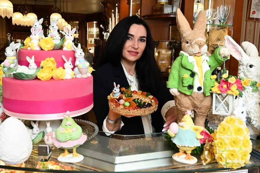 Wielkanoc w Cukierni Świat Słodyczy w Kielcach. Tych wypieków i deserów nie może zabraknąć na świątecznym stole. Są zachwycające!