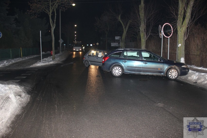 Cztery niebezpieczne zdarzenia na drogach powiatu aleksandrowskiego