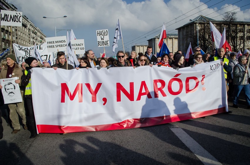 Marsz "My Naród". KOD w obronie Lecha Wałęsy na ulicach...