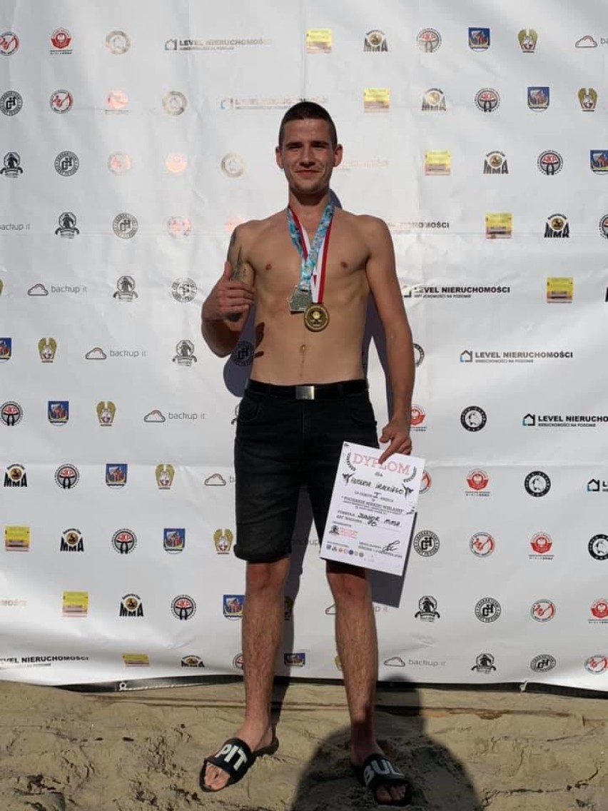 Złoto dla Huberta Irackiego w amatorskim turnieju MMA w Stegnie