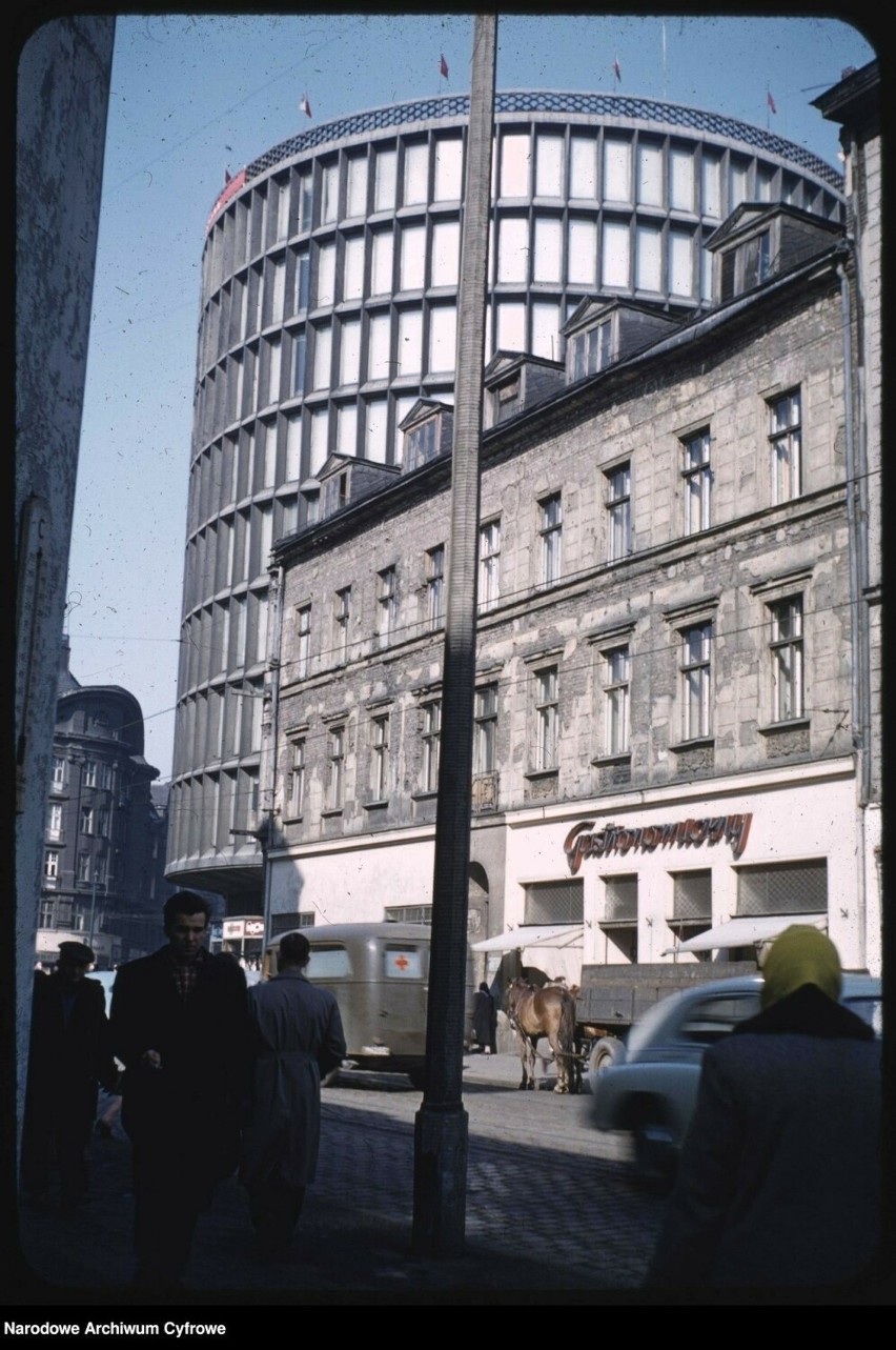 Zobacz unikalne zdjęcia Poznania z 1959 roku. Przejdź dalej...