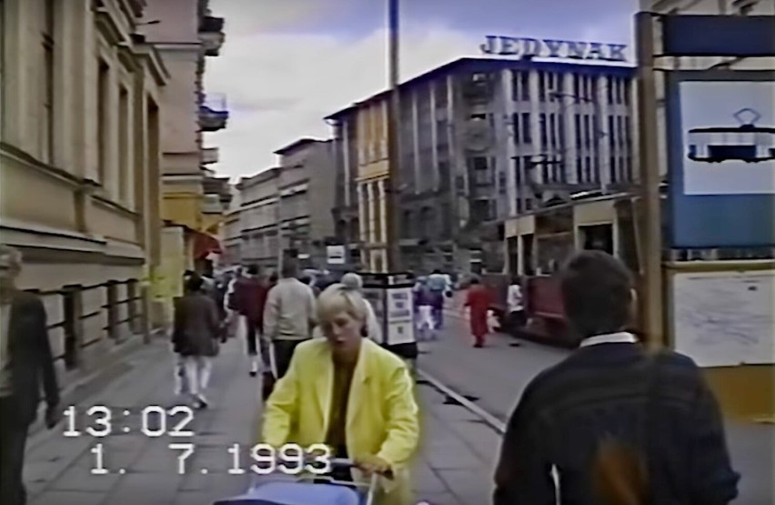 Wideo nagrano w 1993 roku. Są na nim ujęcia Gdańskiej i...