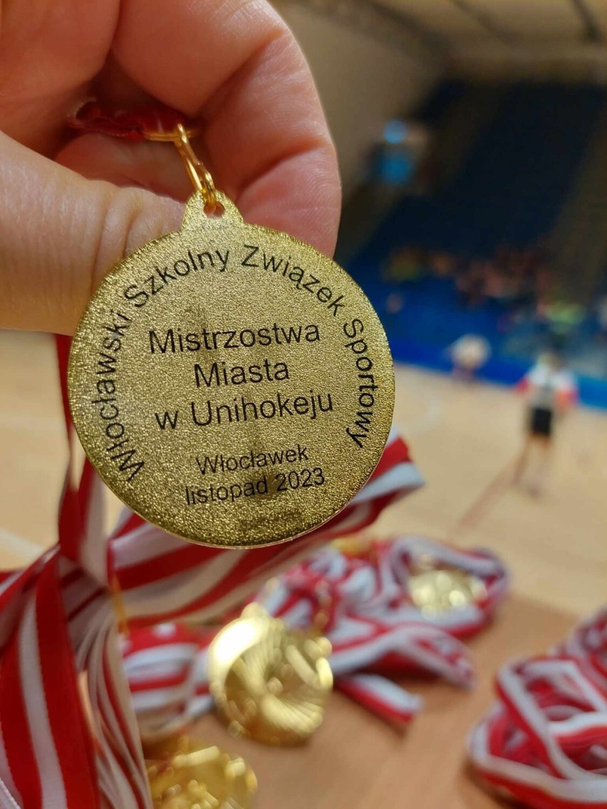 W hali OSiR we Włocławku rywalizowało ponad 100 uczniów z...
