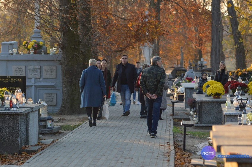 Wszystkich Świętych 2021 - cmentarz w Brześciu Kujawskim