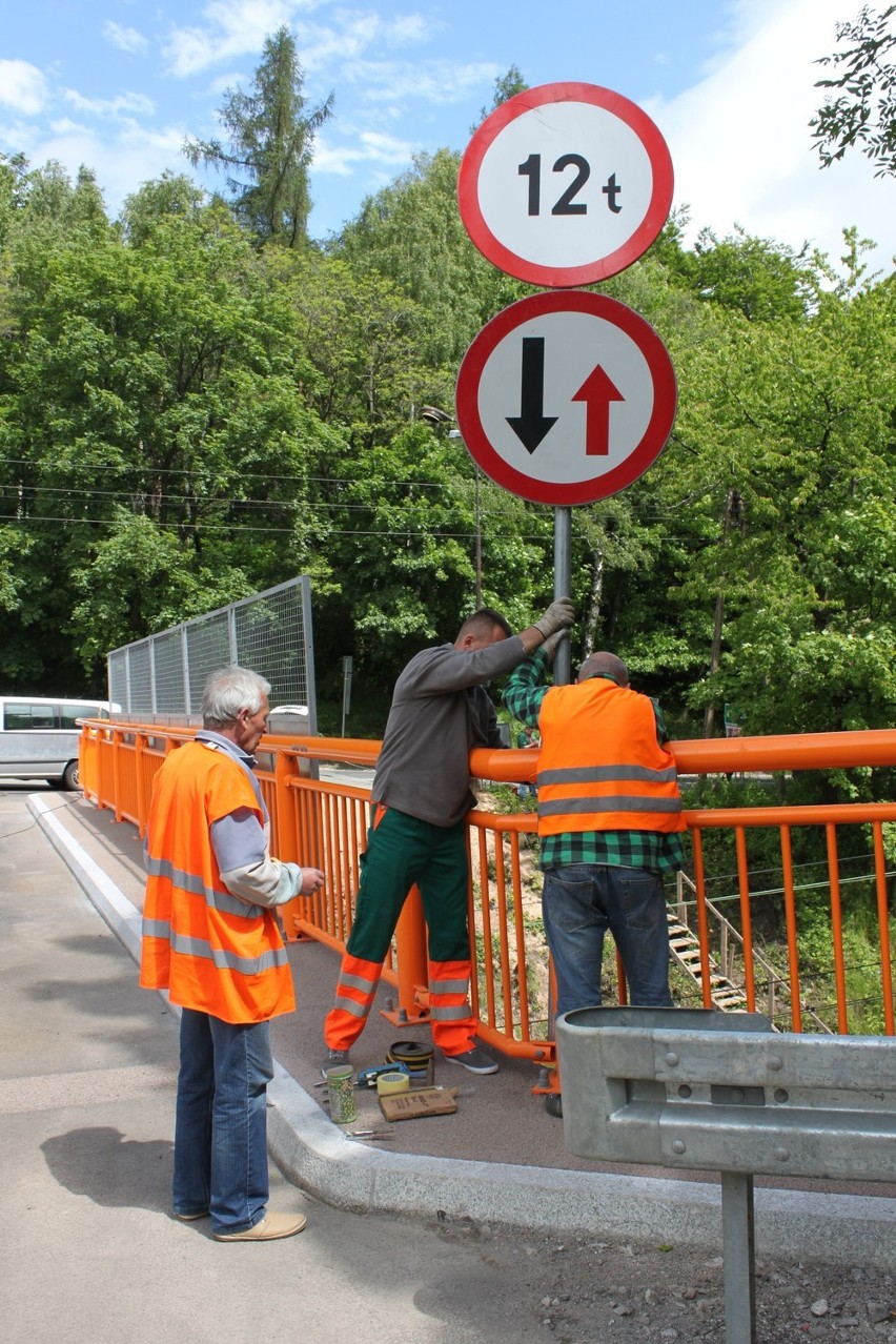 Boguszów-Gorce: Otwarcie wiaduktu nad linią kolejową Wrocław - Jelenia Góra 17 czerwca