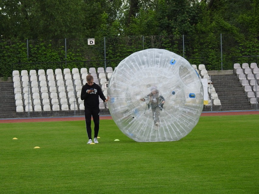 Łomża. Sportowy Dzień Dziecka na miejskim stadionie [zdjęcia]