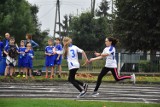 Żnin. Festiwal sztafet na stadionie. Rozpoczął się sezon sportowego współzawodnictwa dzieci i młodzieży [zdjęcia]