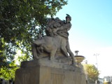Wandale urwali ogon lwu przy placu Jana Pawła II [zdjęcia]