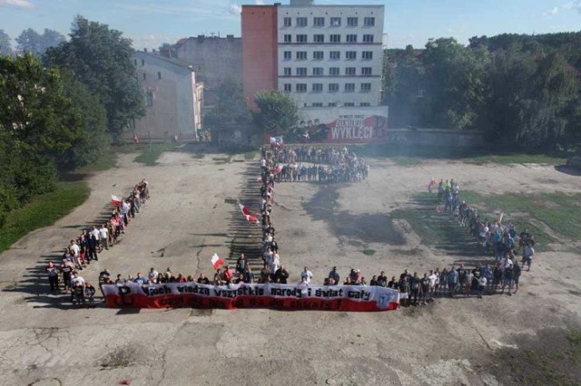 Żywa kotwica w Pile dla powstańców warszawskich