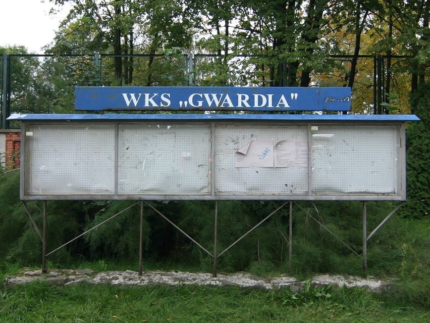 Gwardia to wicemistrz Polski z roku 1957, triumfator Pucharu...