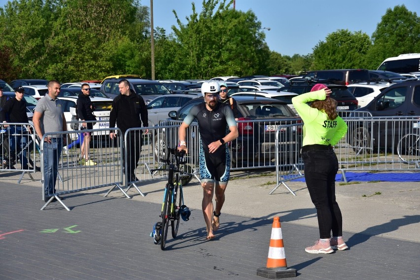 Strefa zmian Enea Żnin Triathlon (28.05.2023). ulokowana...