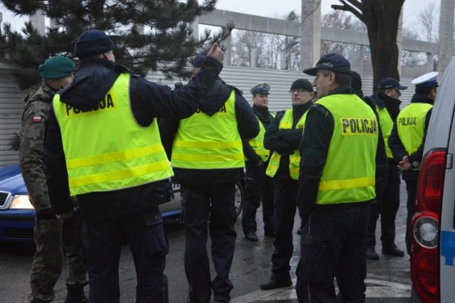 Akcja saperów rozpoczęła się w Głogowie około godziny ósmej rano.