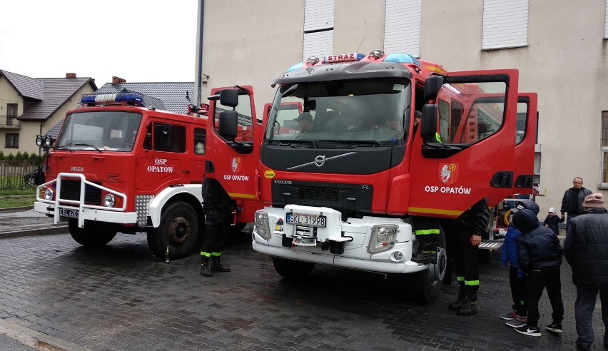 OSP Opatów ma nowy wóz bojowy. To VOLVO FL 3/16 zbudowane przez firmę BOCAR [ZDJĘCIA]