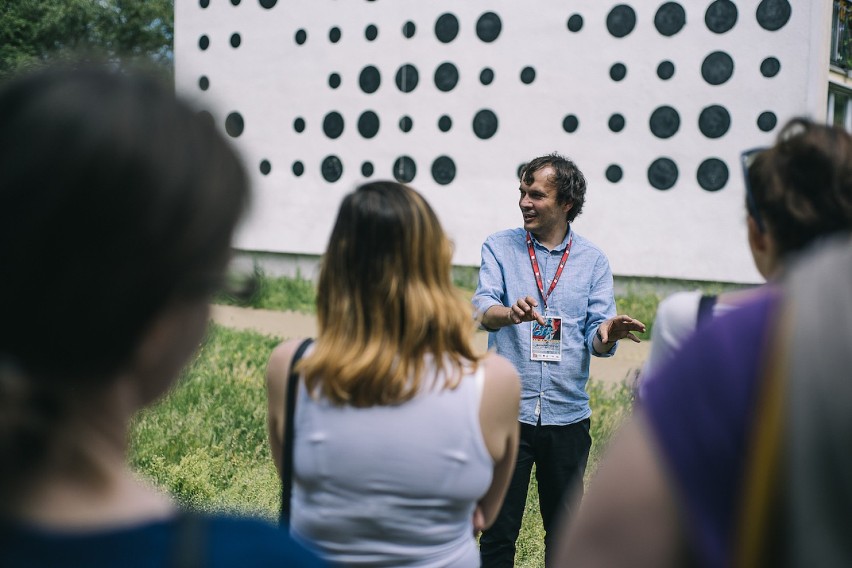 "Buenos Zaspa!" w Gdańsku. Spacer z przewodnikiem po muralach [ZDJĘCIA]