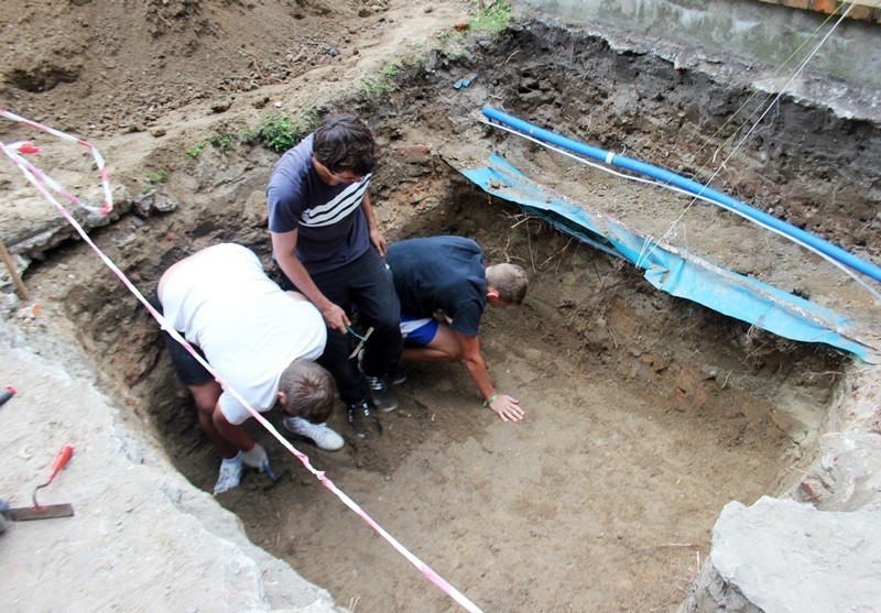Wykopaliska w Gniewie. Archeolodzy pracują w kościele pw. św. Mikołaja
