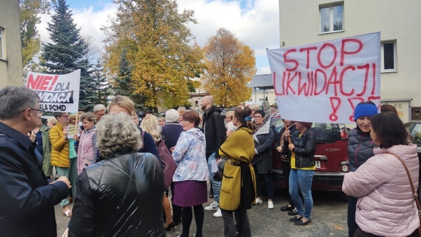 Porodówkę w Piotrkowie ma przejąć samorząd województwa. NFZ...