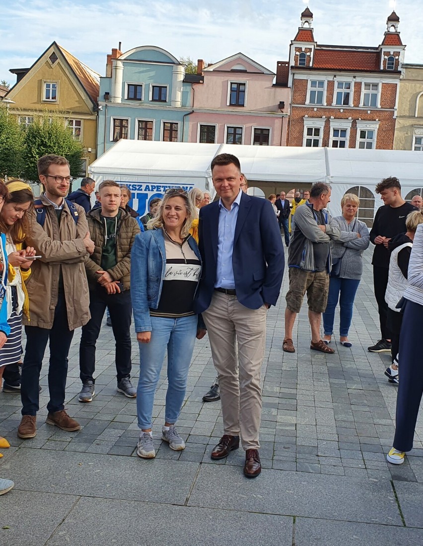 Szymon Hołownia omówił program Polska 2050 na Starym Rynku w Pucku - 19 sierpnia 2021