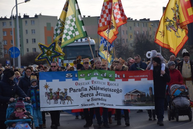 Orszak Trzech Króli przeszedł ulicami Sieradza