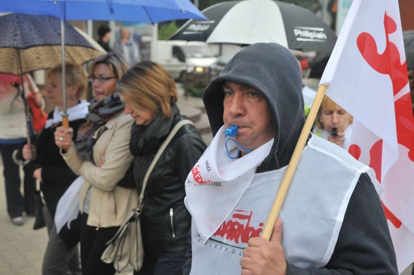 Środa Wielkoplska: szpital protestował pod starostwem...